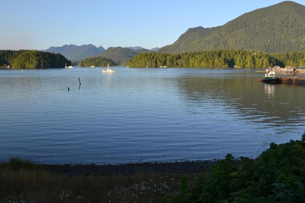Waterfront View Of The Inlet, Short Walk To Town Leilighet Tofino Eksteriør bilde